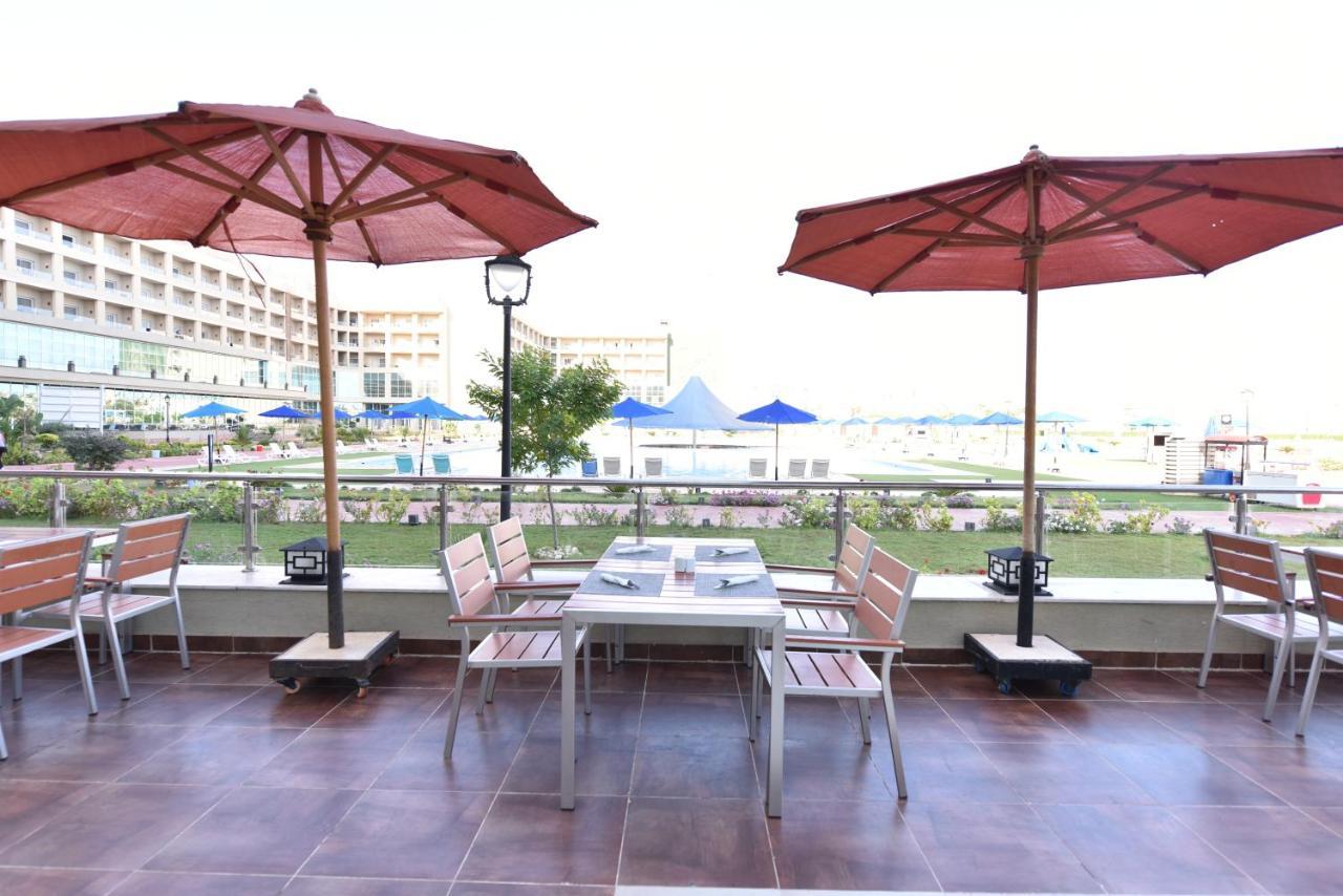 Tolip North Coast Hotel العلمين المظهر الخارجي الصورة The Terrace