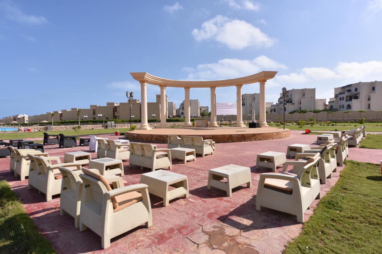 Tolip North Coast Hotel العلمين المظهر الخارجي الصورة The central park of the city
